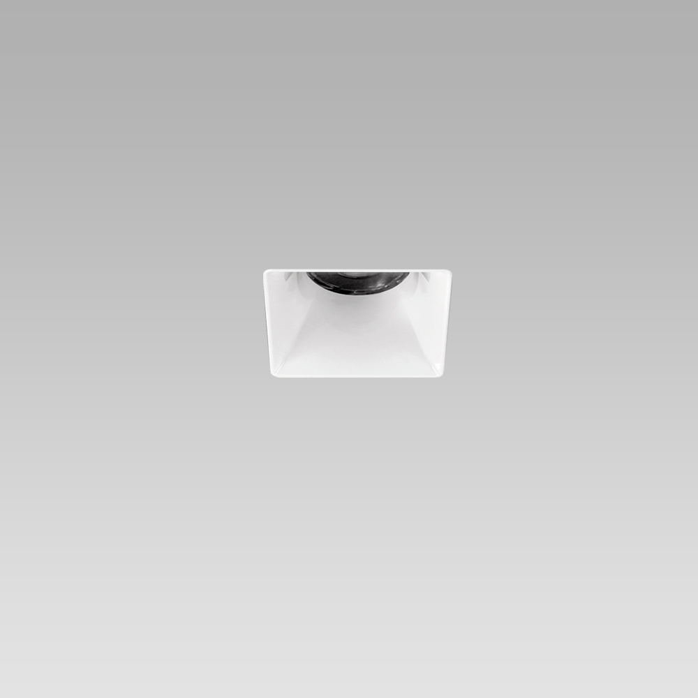 Squared recessed ceiling downlight for interior lighting, trimless, with white optic