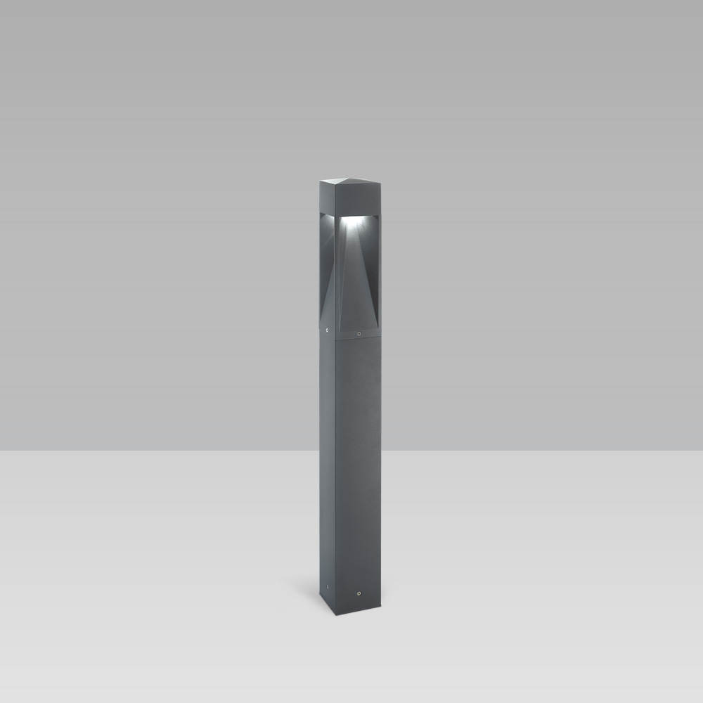 Bornes d'éclairage Bollard light for outdoor lighting featuring a unique, gothic design, with two-way, three-way or radial optic and maximum visual comfort