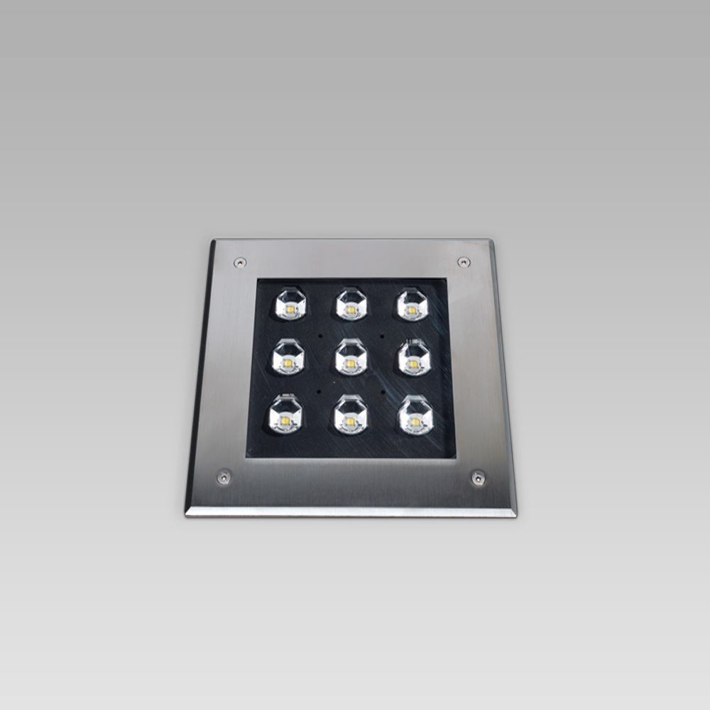 Incassi a terra Apparecchio da incasso a terra di forma quadrata, elegante e resistente, per creare percorsi luminosi in contesti architetturali